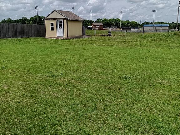 4th image of 6713 Carol Ct