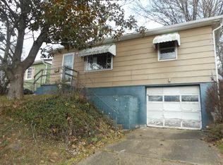 100 Valentia St, Huntington, WV 25705