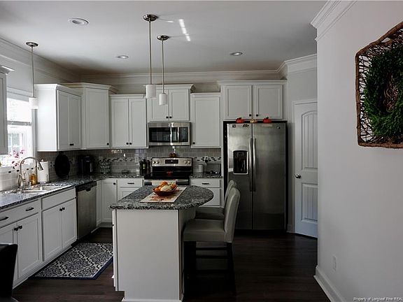2nd image of 511 Coxwold Pl