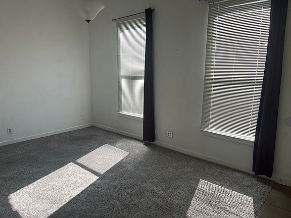 4th image of 523 U St