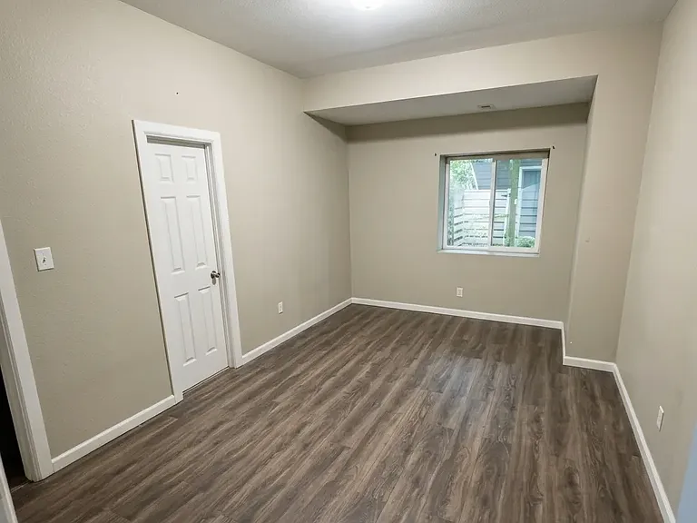 930 S Tennyson St — Photo 1