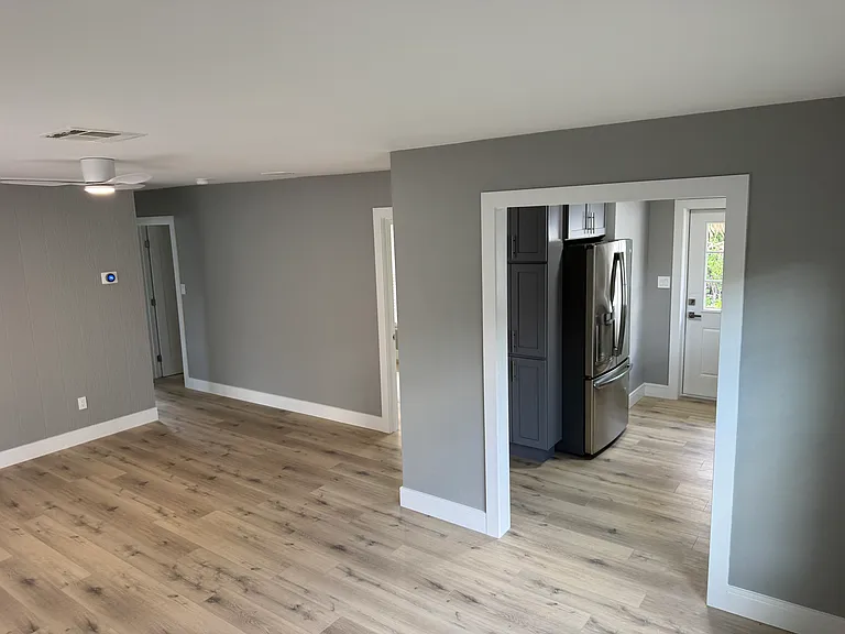 3104 Saint Clair Ave — Photo 20