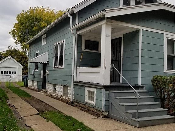 4th image of 132 Wright Ave