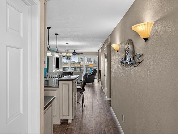 5th image of 14810 Windward Dr Unit 221