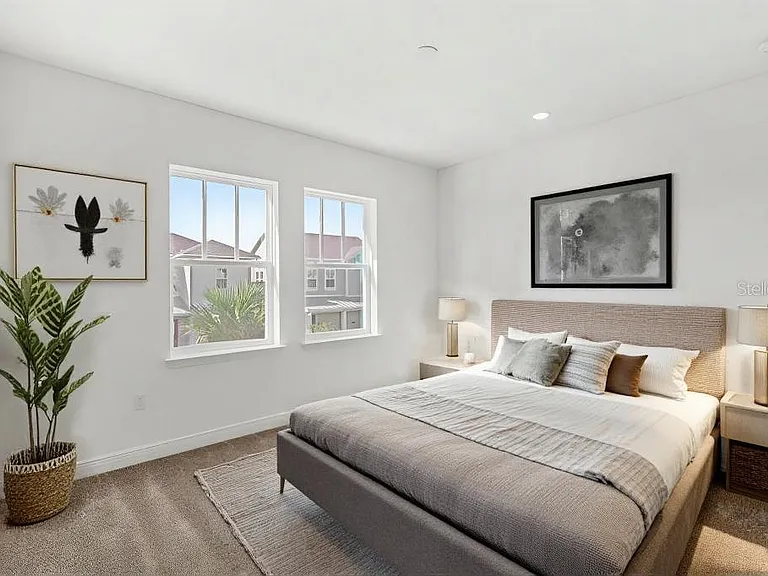 10133 Peebles St — Photo 13
