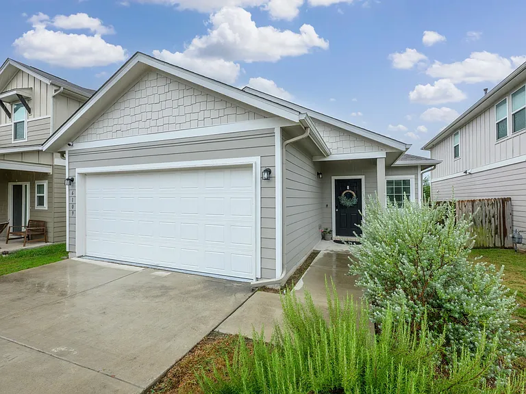6109 Arbor Crest Ln — Photo 1