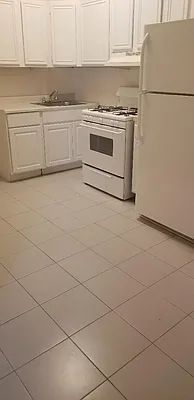 Rented by High Line NYC Realty Group | media 28