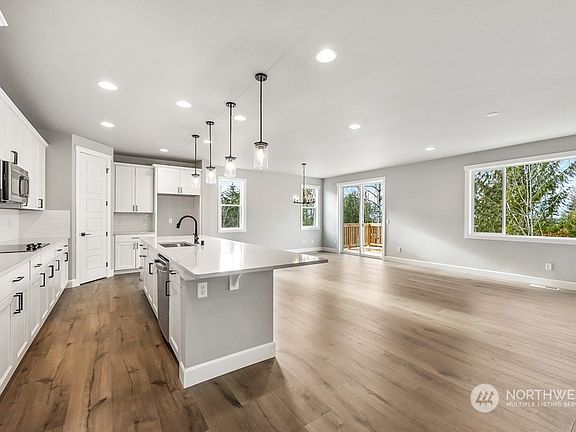 4th image of 14830 Tyee Drive E #30