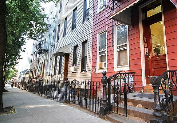 2nd image of 255 Himrod St APT 1R