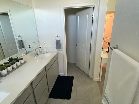 3rd image of 3646 E Commerce Way