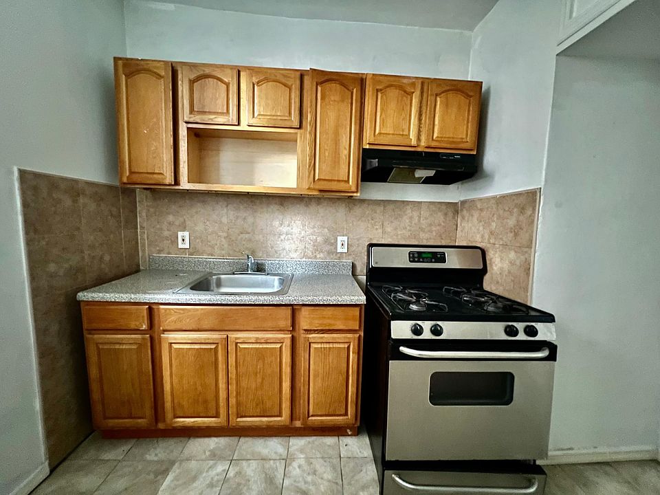 1st image of 307 Mount Prospect Ave #Bh