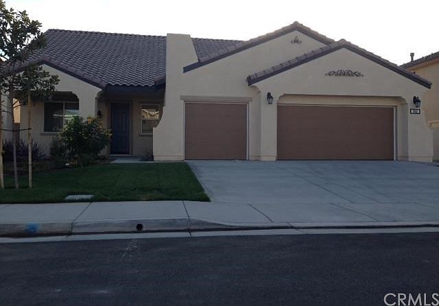 1st image of 7450 Silver Saddle Ct