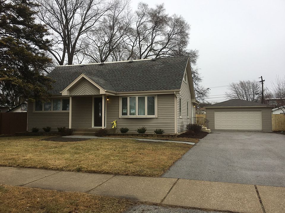 1st image of 9037 S McVicker Ave