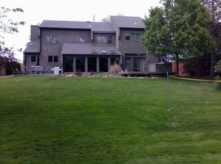 3379 Edmunton Dr, Rochester Hills, MI 48306