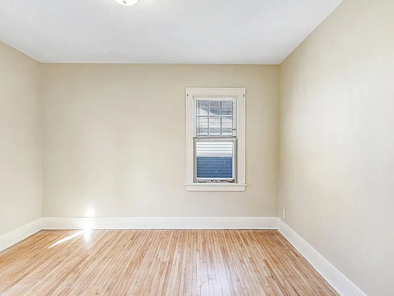 1267 Saint Clair Ave #WEST — Photo 13
