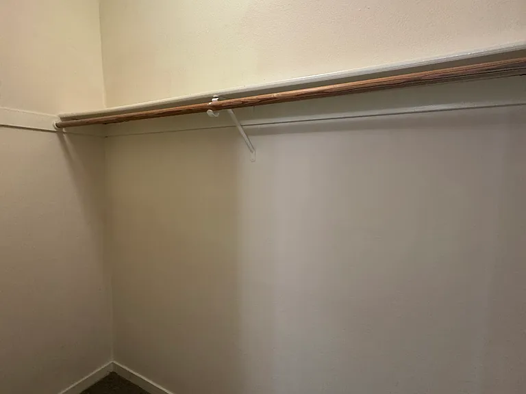 1400 Jones St #202 — Photo 16