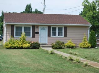 124 W Chesapeake Ave, Crisfield, MD