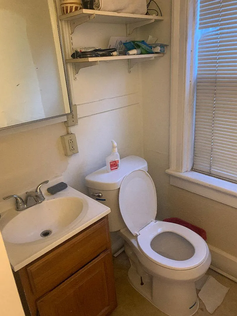 5 bed, 2.0 bath, $3,050 — Photo 4