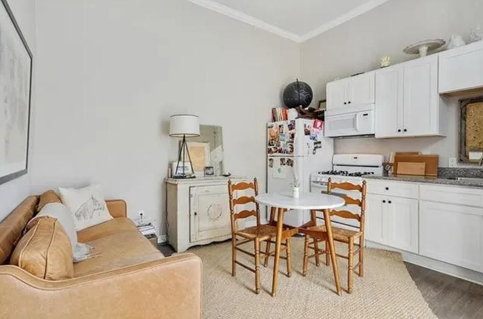 1st image of 401 S Pierce St #1