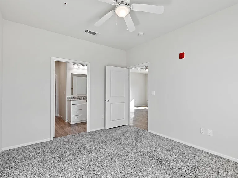 The Flats at Van Alstyne - New Luxury Apartment Home — Photo 25