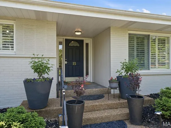 15 Glen Creek Ln, Saint Louis, MO 63124