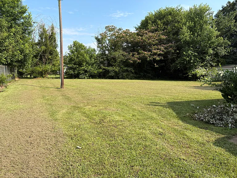 118 Stone Dr — Photo 12