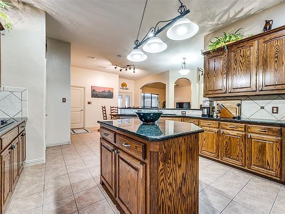 5th image of 9350 Ironwood Dr