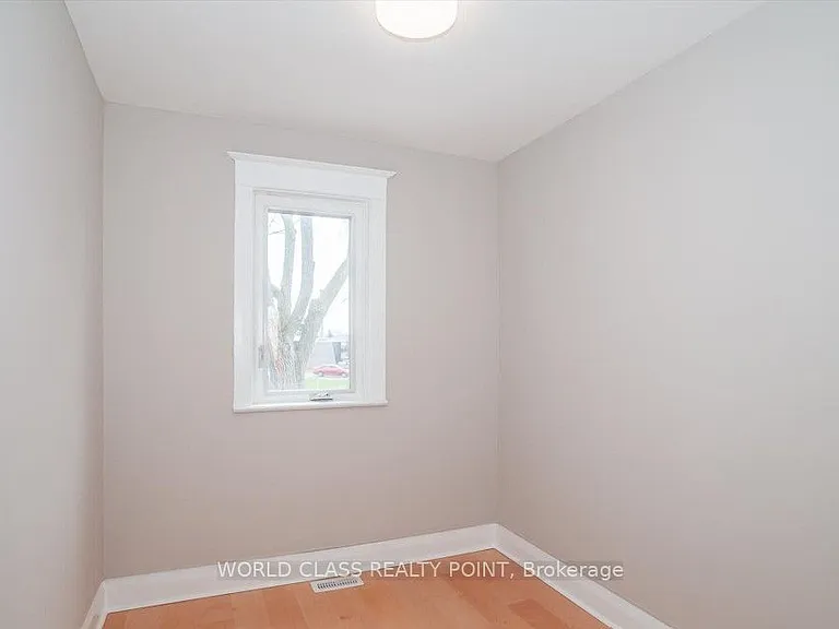 1 McIntosh St — Photo 17