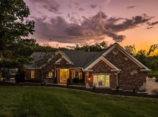 1 Woodbridge Creek Dr, Wentzville, MO 63385