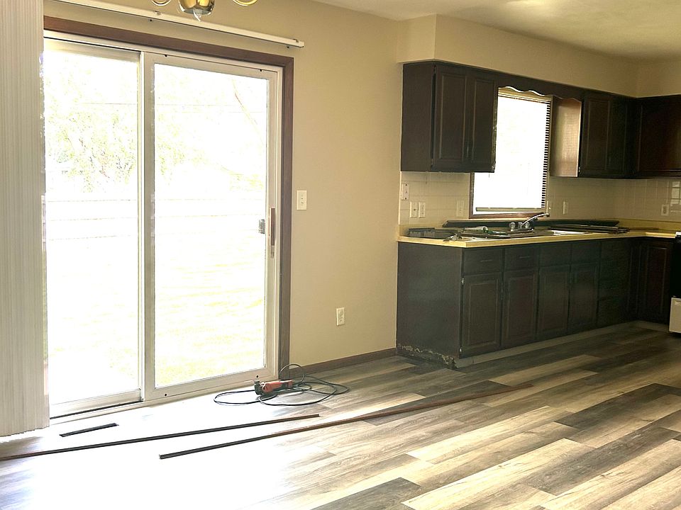 2144 Bradwood Ave Altoona WI Zillow