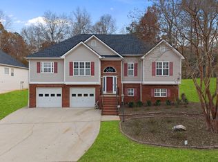 2403 Bluff Creek Overlook, Douglasville, GA 30135