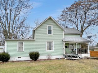 1402 Troy Rd, Ashland, OH 44805