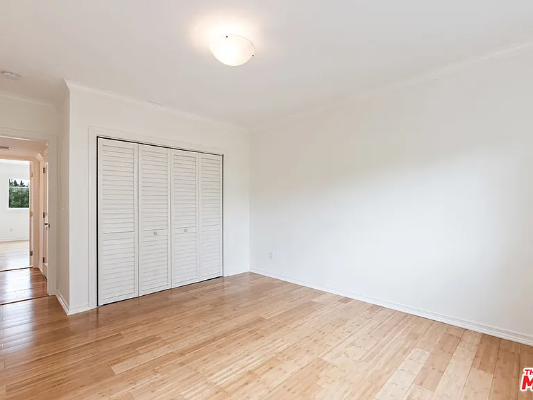 1226 Franklin St #4 — Photo 32