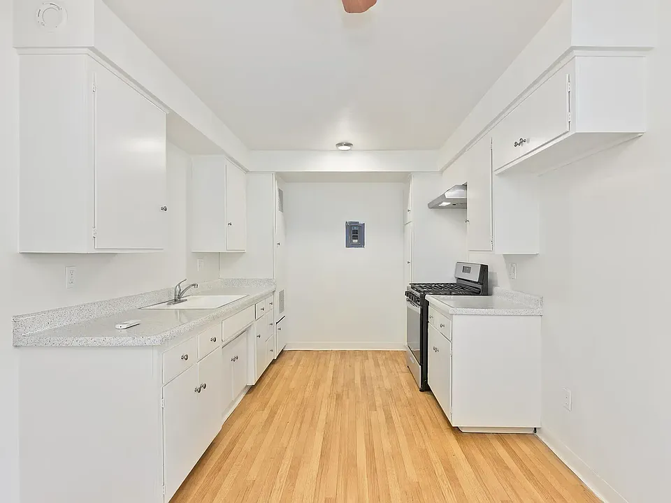 Cherokee Trail Apartments