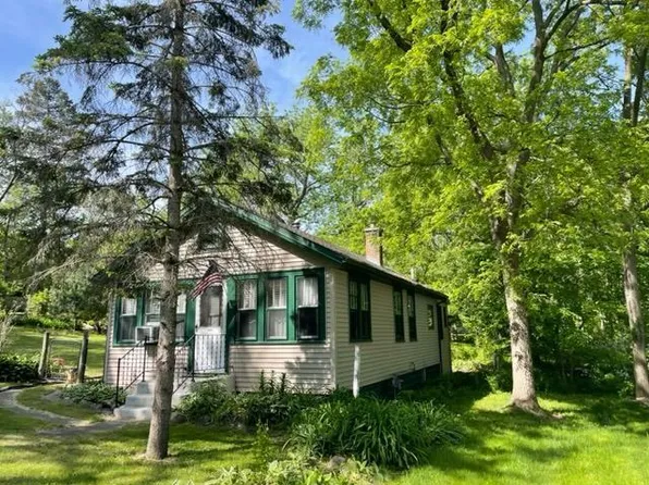 11639 North Maple Beach Drive, Edgerton, WI 53534