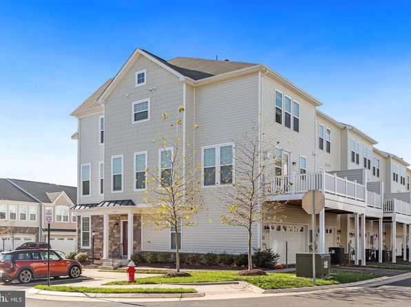 23595 Kingsdale Ter