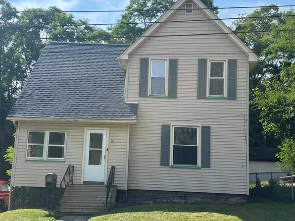 26 Hyde Ave, Niles, OH 44446