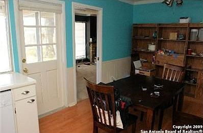 4th image of 9711 Five Forks St
