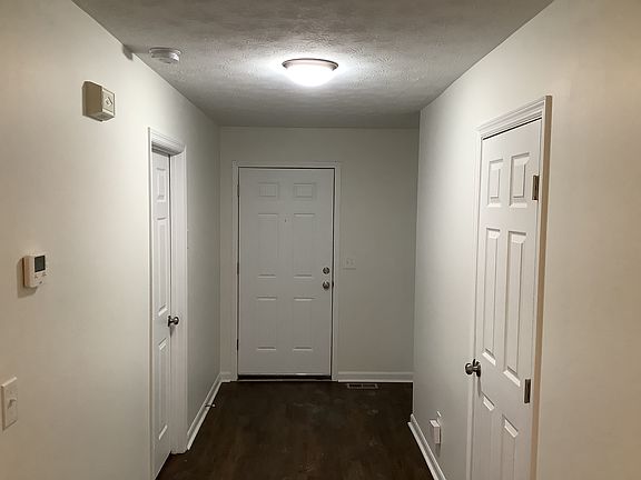 2nd image of 425 Antietam Blvd