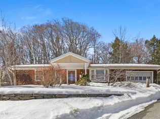 189 Partridge Rd, Pittsfield, MA 01201