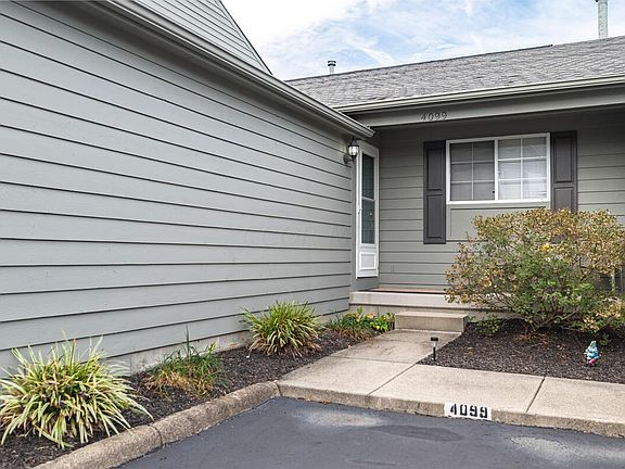 2nd image of 4099 Meadowleigh Way #37D