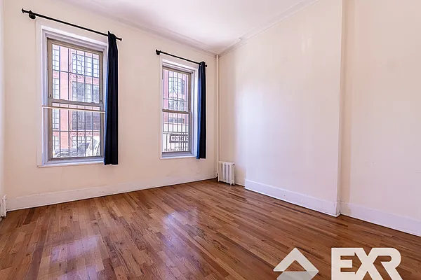 Rented by EXR | media 13
