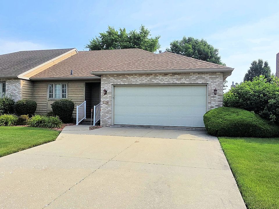 1st image of 1136 Meadows Walk Dr