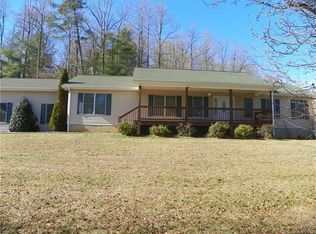4 Terrapin Trl, Flat Rock, NC 28731