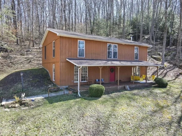11688 State Route 374, Rockbridge, OH 43149