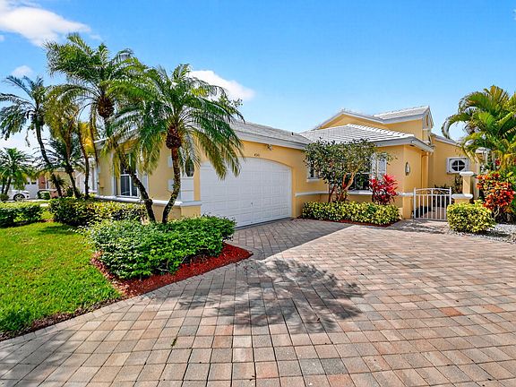 3rd image of 4341 Kensington Park Way