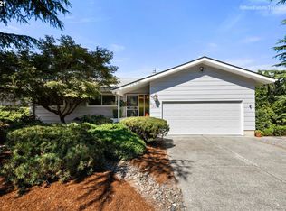 9348 SE Sun Crest Dr, Happy Valley, OR 97086