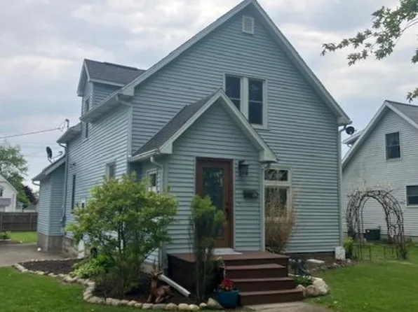 161 N 4th St, Harbor Beach, MI 48441