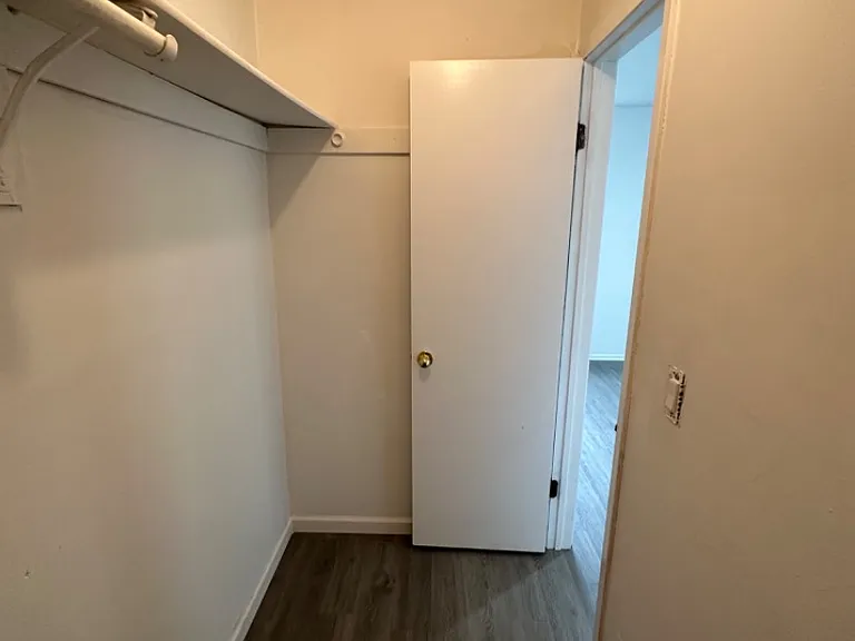 Unit Photo