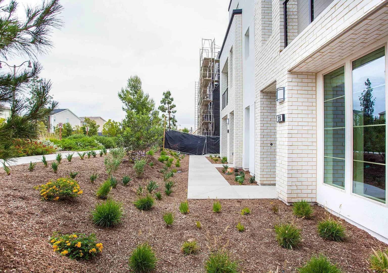 The Royal Lifestyle You Need in Windchime Community 2 BD/2.5 BA — Photo 4
